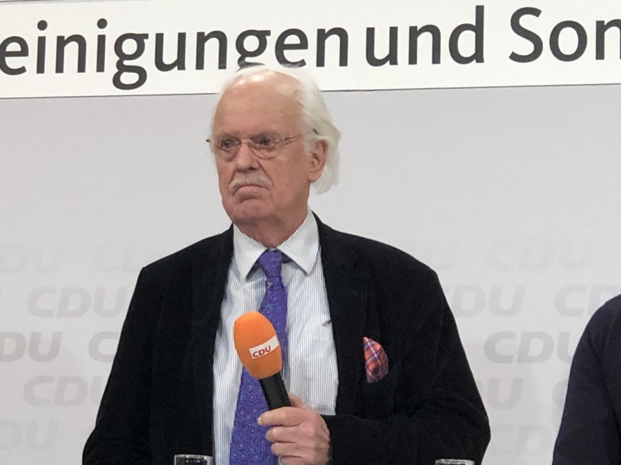 Prof. Otto Wulff zum Ehrenamt